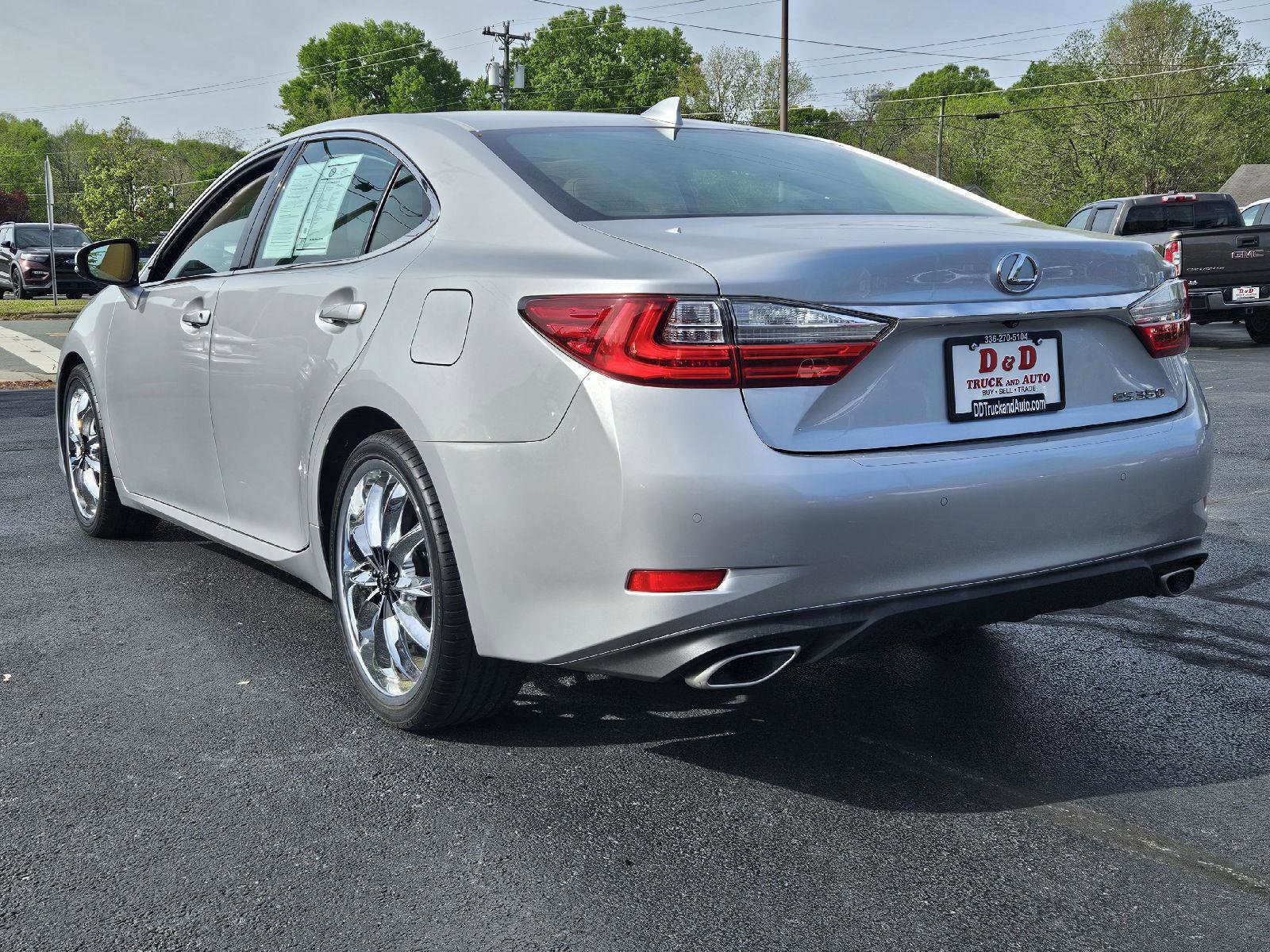 Used 2016 Lexus ES 350 FWD image 3