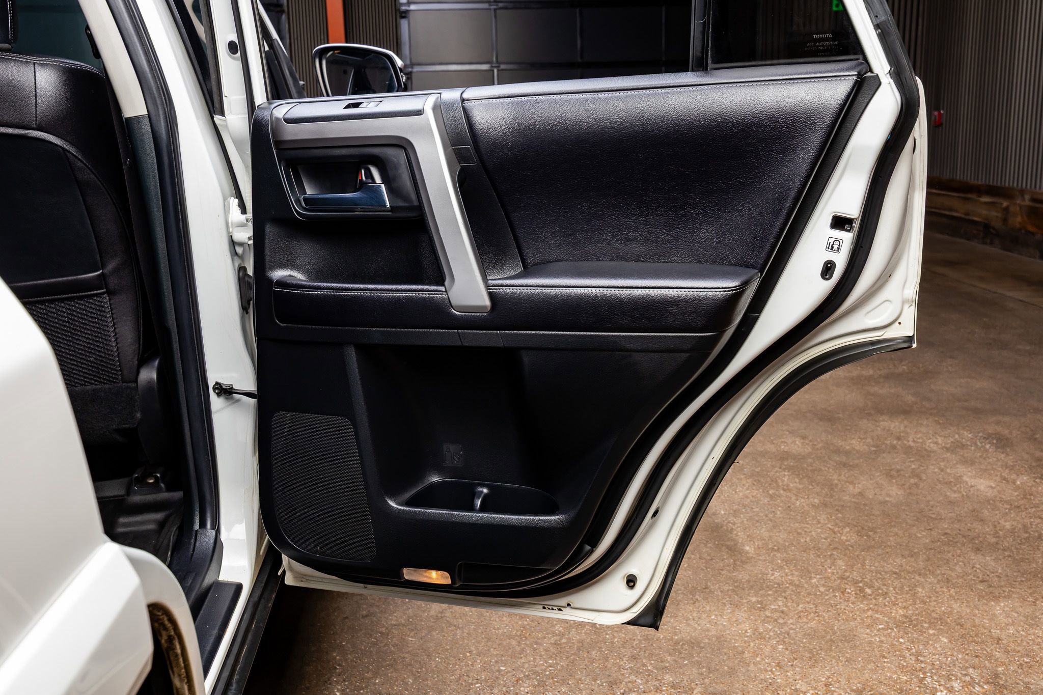 Used 2017 Toyota 4Runner TRD Off-Road Premium image 37