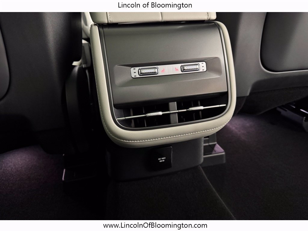 New 2026 Lincoln Nautilus Reserve AWD/4WD image 14