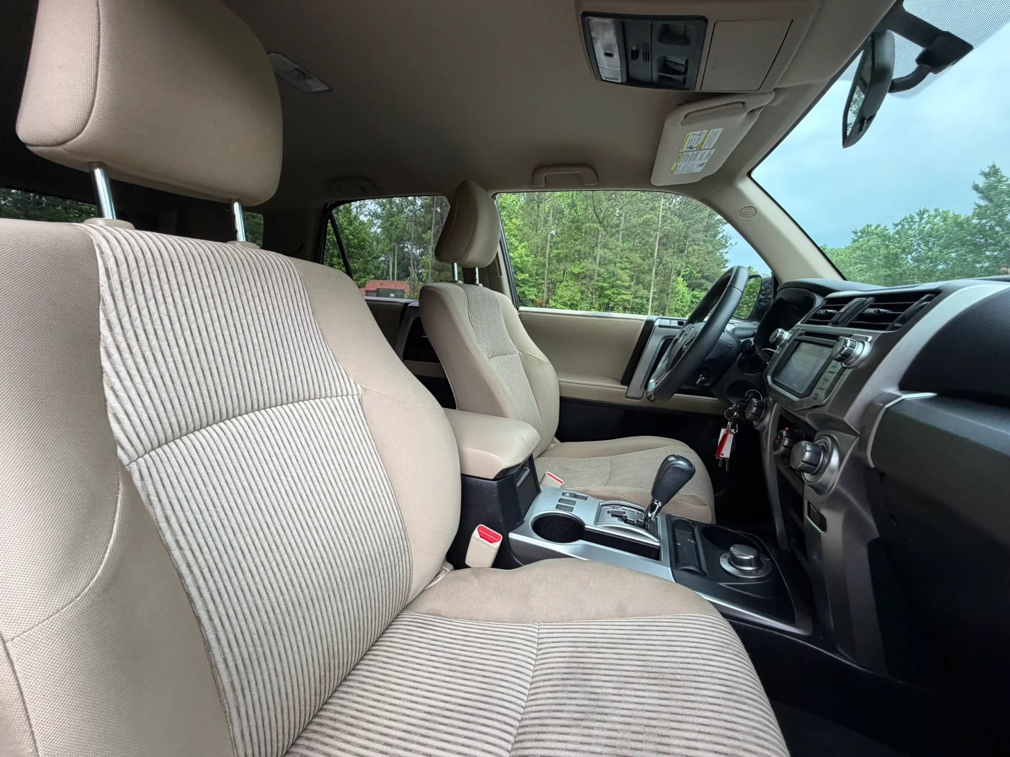 Used 2016 Toyota 4Runner SR5 AWD/4WD image 27
