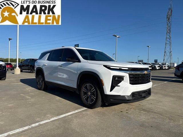 Used 2024 Chevrolet Traverse LS FWD video 1