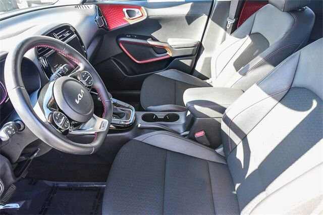 New 2025 Kia Soul GT-Line image 18