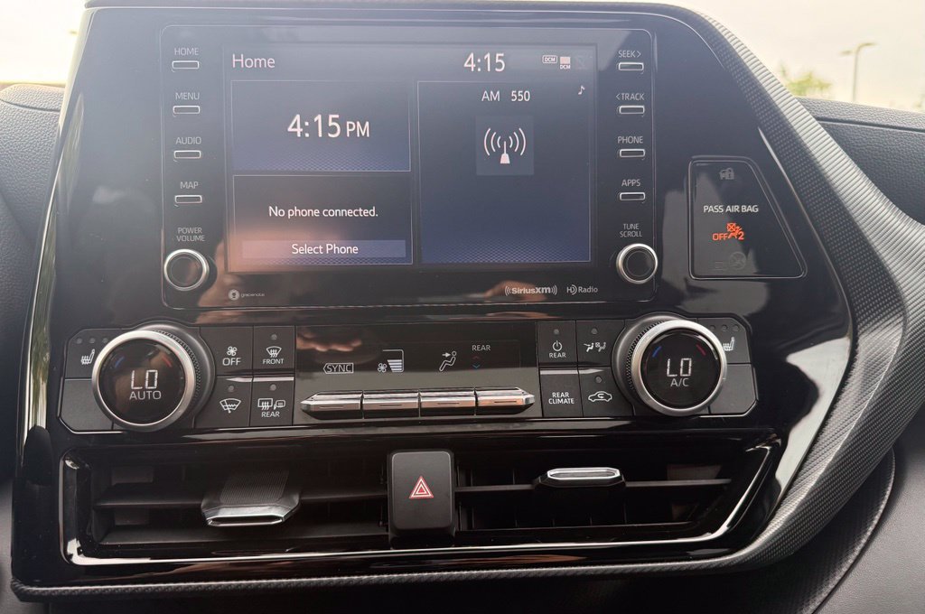 Used 2021 Toyota Highlander XSE AWD/4WD image 13