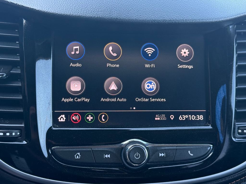 Used 2021 Chevrolet Trax LT image 2