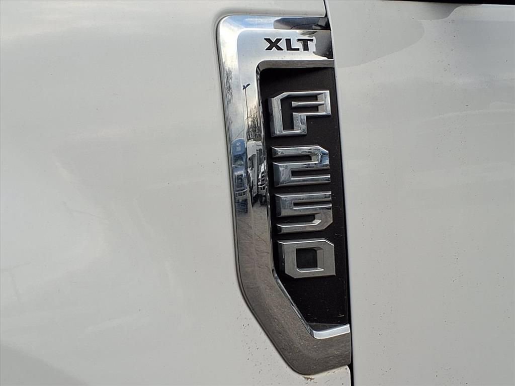 Used 2019 Ford F250 XL w/ Power Equipment Group image 19