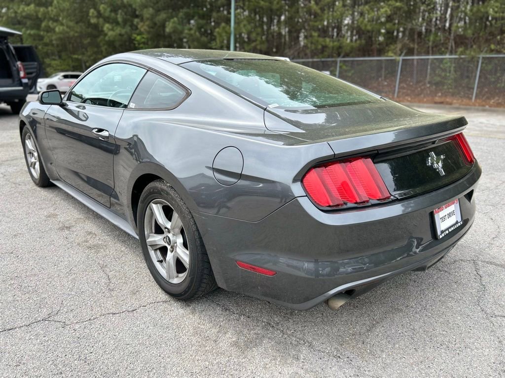 Used 2017 Ford Mustang Coupe image 5