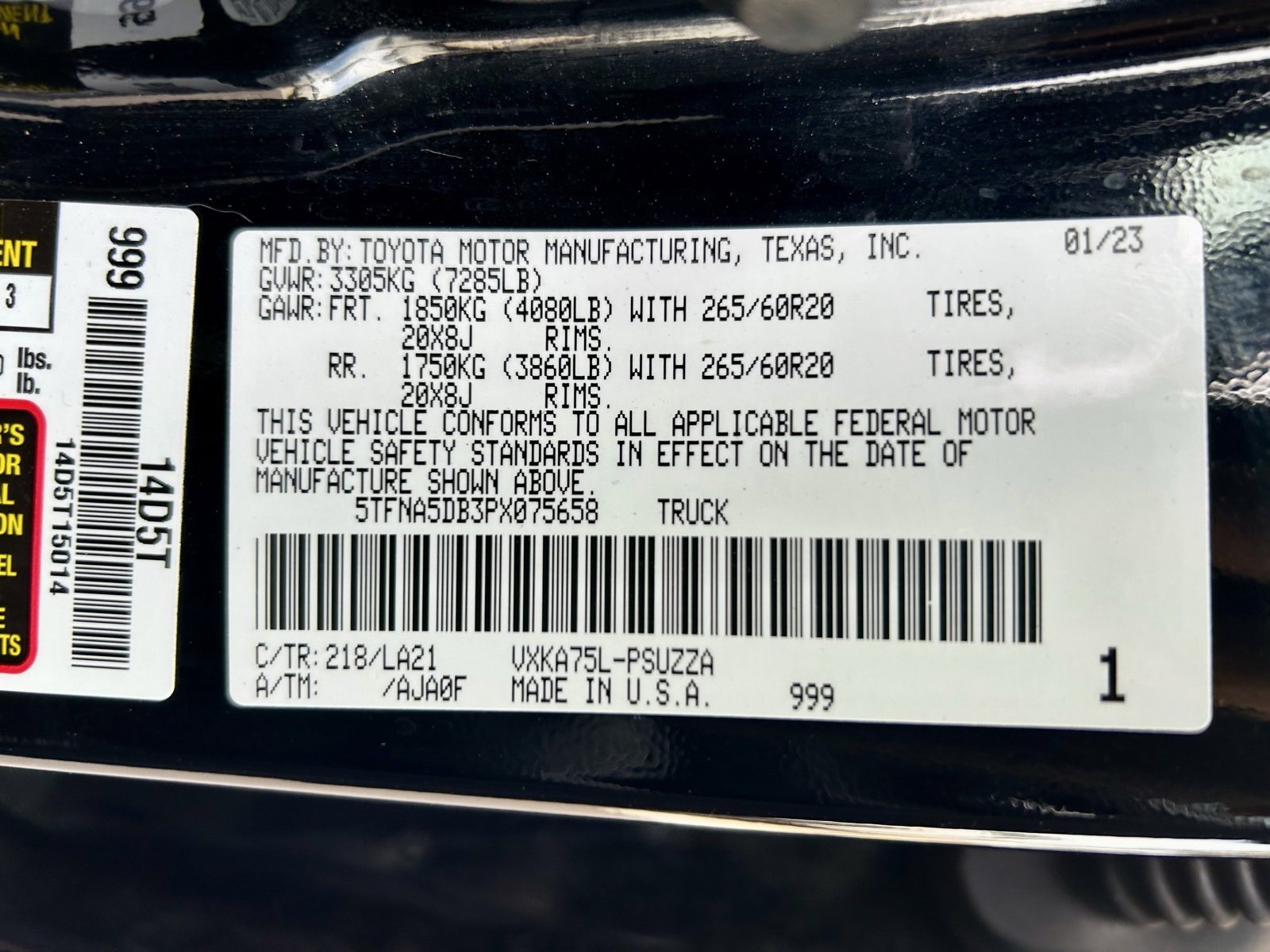 Used 2023 Toyota Tundra Platinum w/ Advanced Package image 24