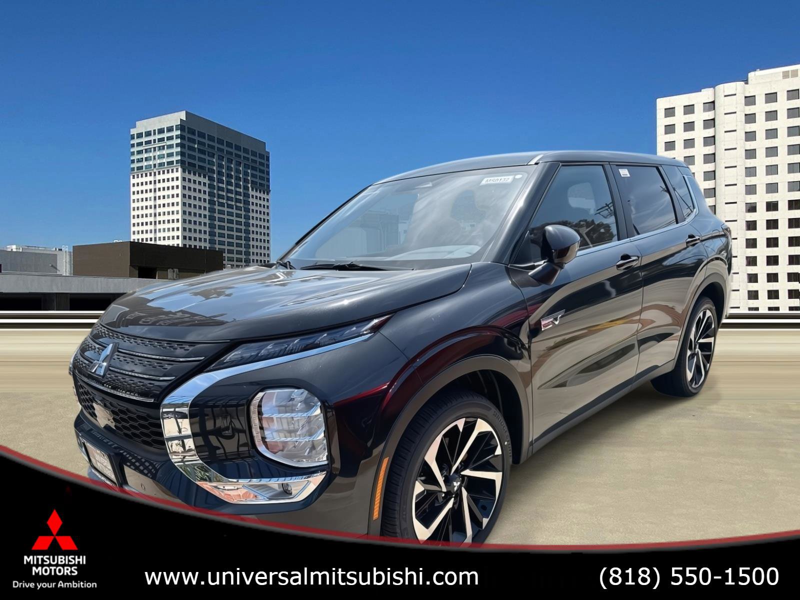 New 2025 Mitsubishi Outlander 4WD Plug-In Hybrid image 1