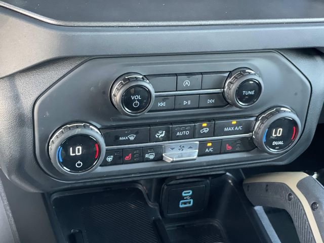 Certified 2025 Ford Bronco Badlands AWD/4WD image 16