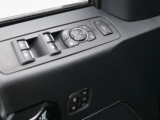 Used 2022 Ford F250 Lariat w/ Black Appearance Package image 13