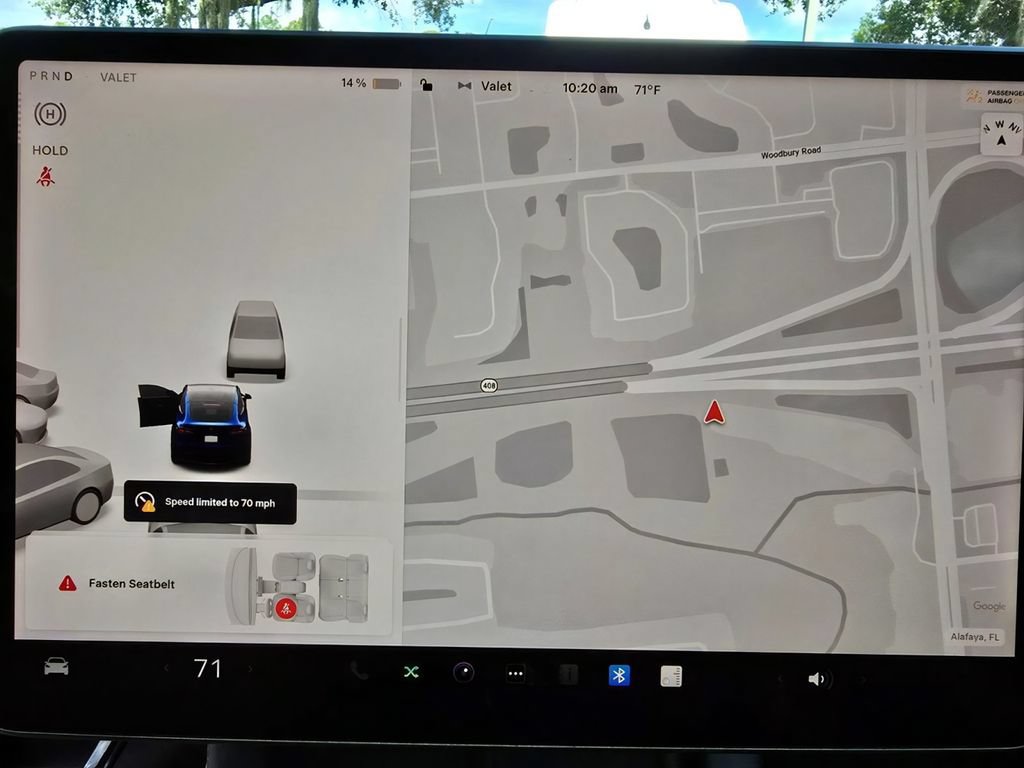 Used 2022 Tesla Model Y Performance AWD/4WD image 16