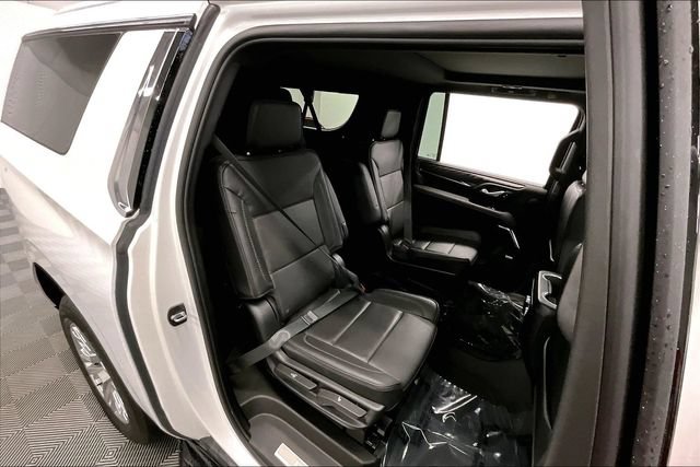 Used 2024 GMC Yukon XL Denali AWD/4WD image 26