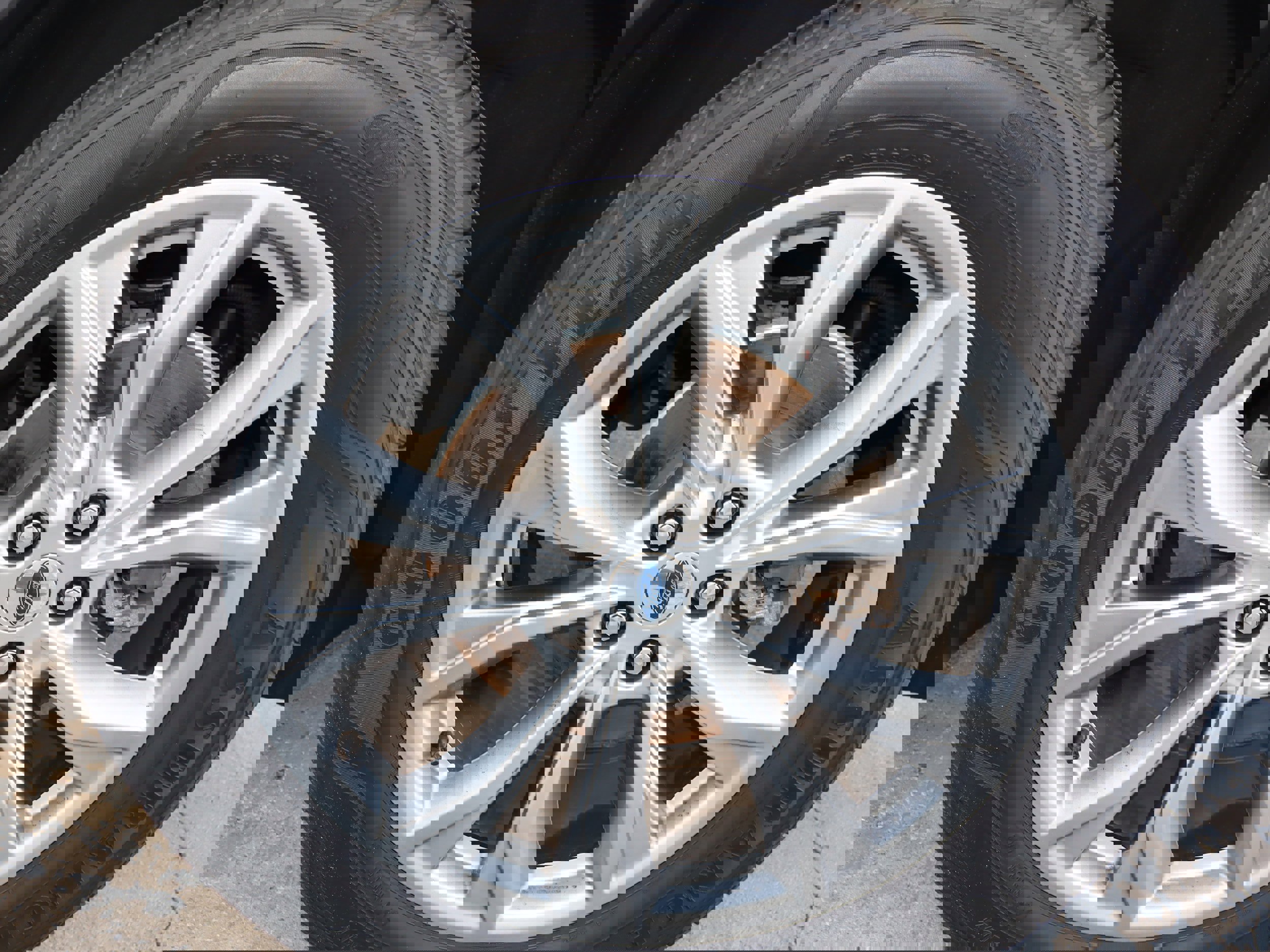 Used 2020 Ford Explorer Limited image 12