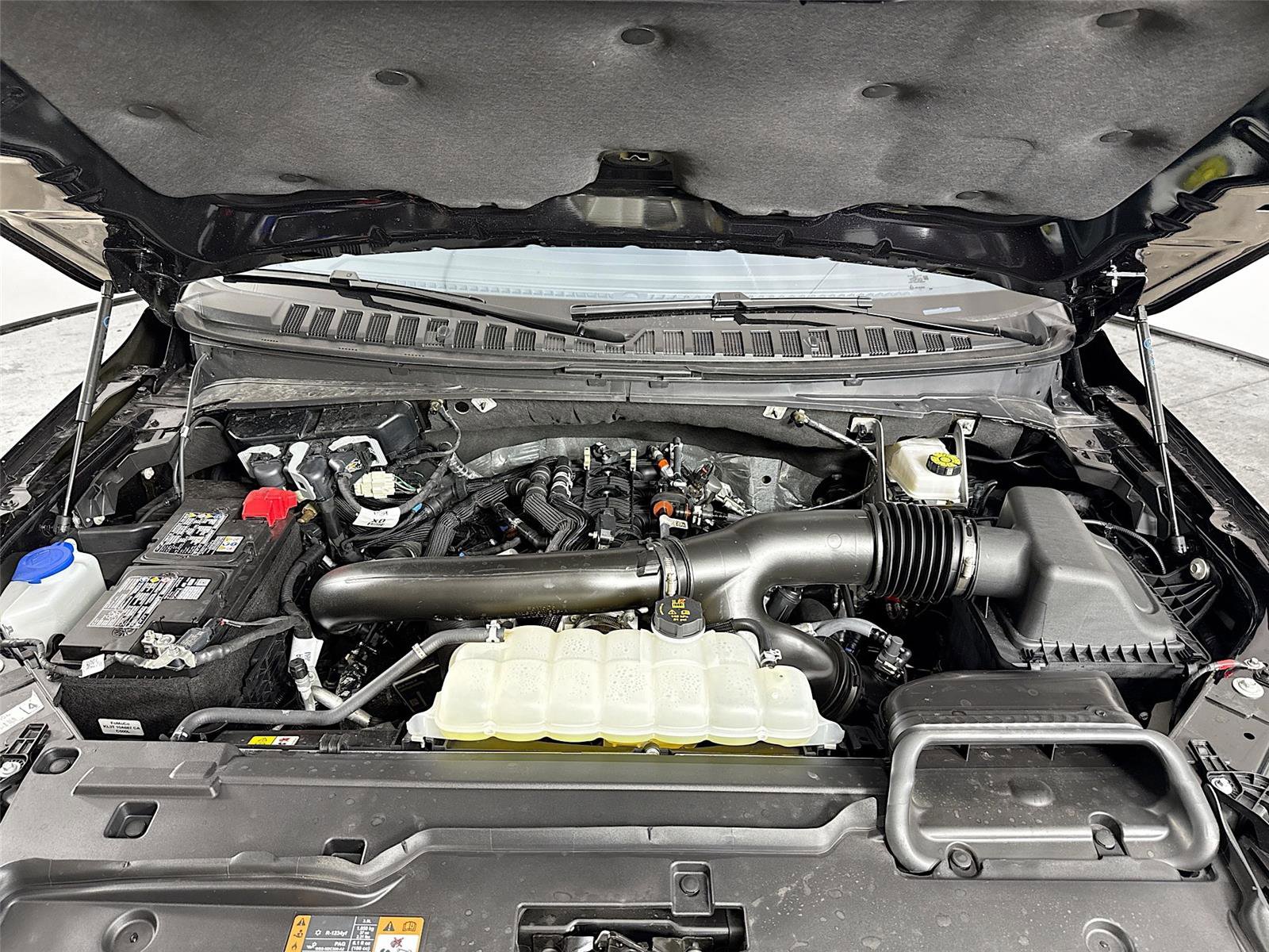 Used 2025 Lincoln Navigator Reserve w/ Jet Appearance Package image 30