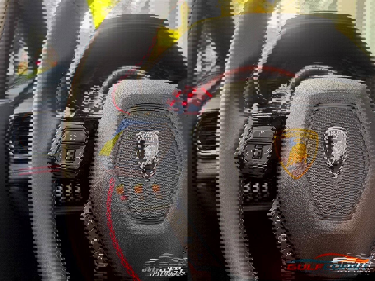 Used 2020 Lamborghini Huracan EVO image 31