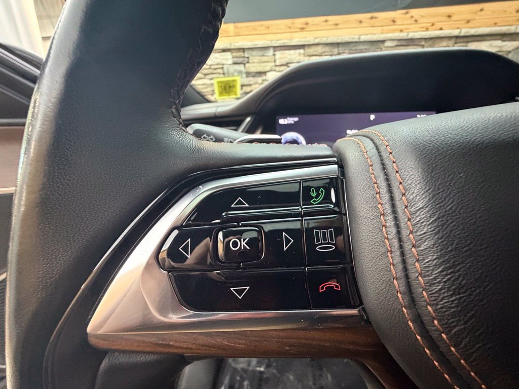 Used 2022 Jeep Grand Cherokee Summit AWD/4WD image 51