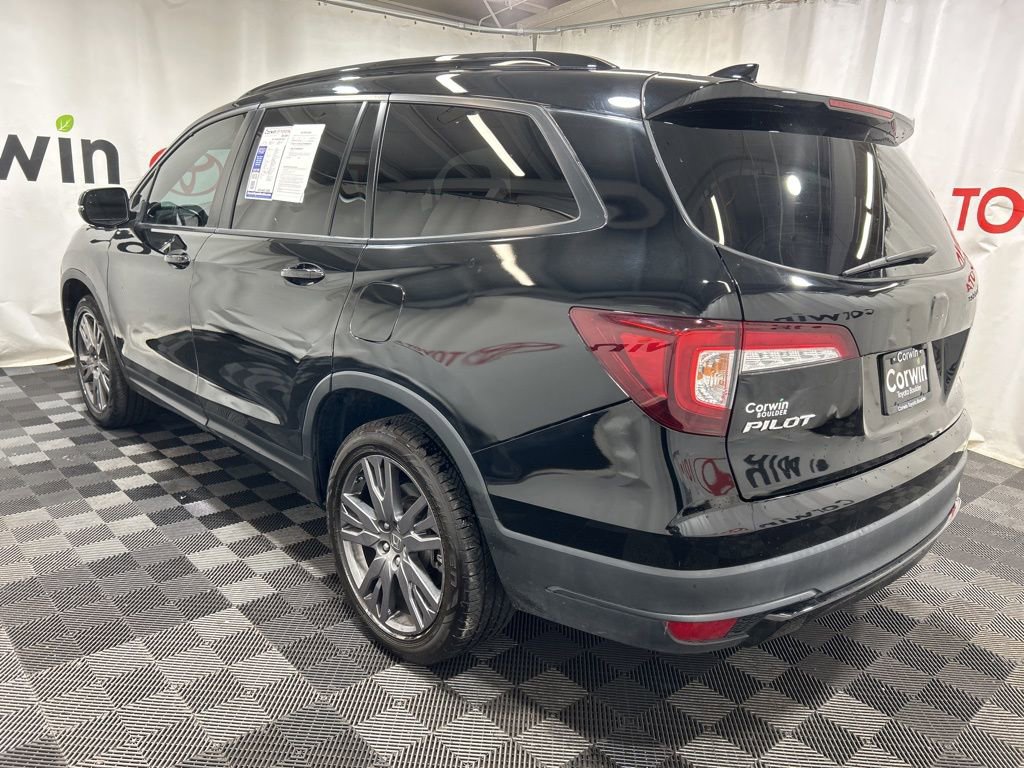 Used 2022 Honda Pilot Sport image 5