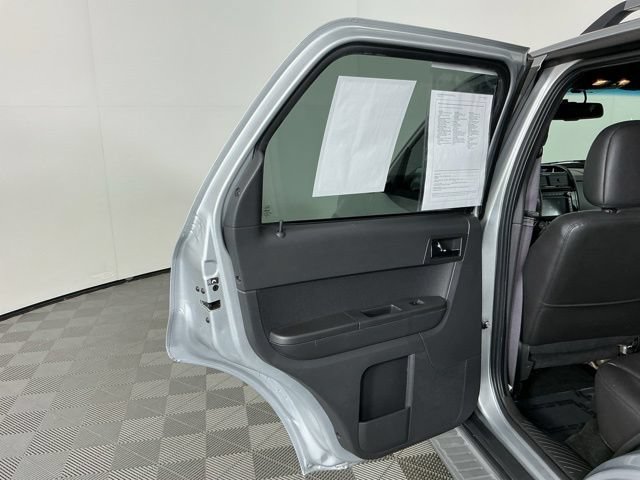 Used 2012 Ford Escape Limited AWD/4WD image 25