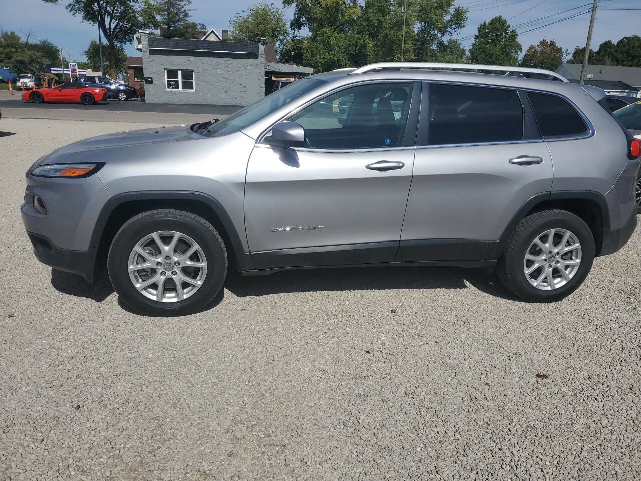 Used 2018 Jeep Cherokee Latitude w/ Cold Weather Group