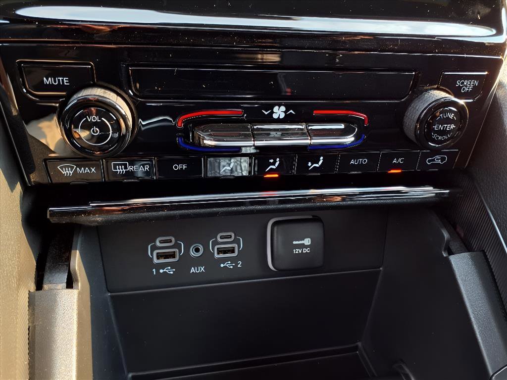 New 2025 Jeep Grand Cherokee Laredo X image 11