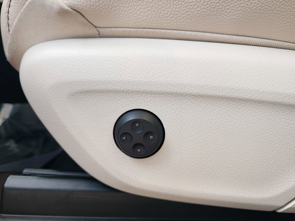 Used 2021 Mercedes-Benz GLE 350 image 17