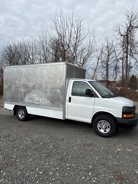 Used 2023 Chevrolet Express 3500 w/ Power Convenience Package RWD image 1