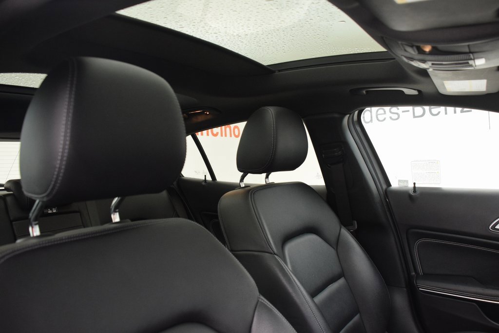 Used 2018 Mercedes-Benz GLA 250 4MATIC image 17