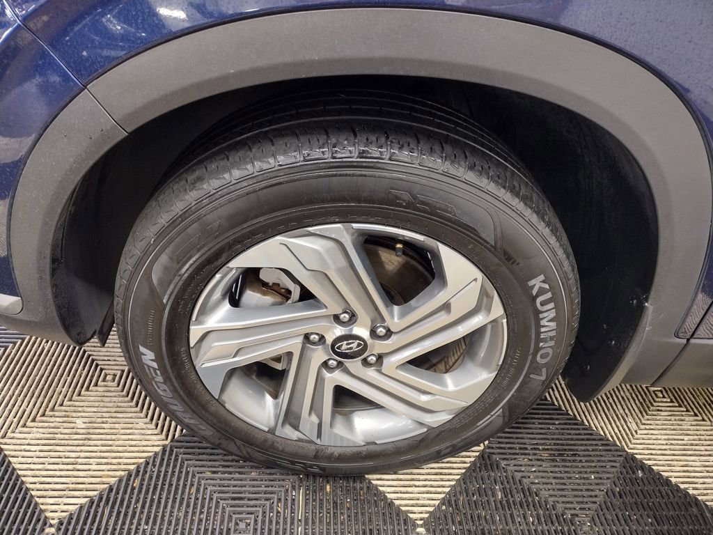 Certified 2023 Hyundai Santa Fe SE image 7