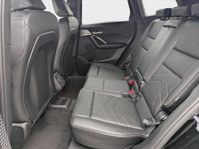 Used 2025 BMW X1 xDrive28i w/ Premium Package image 16