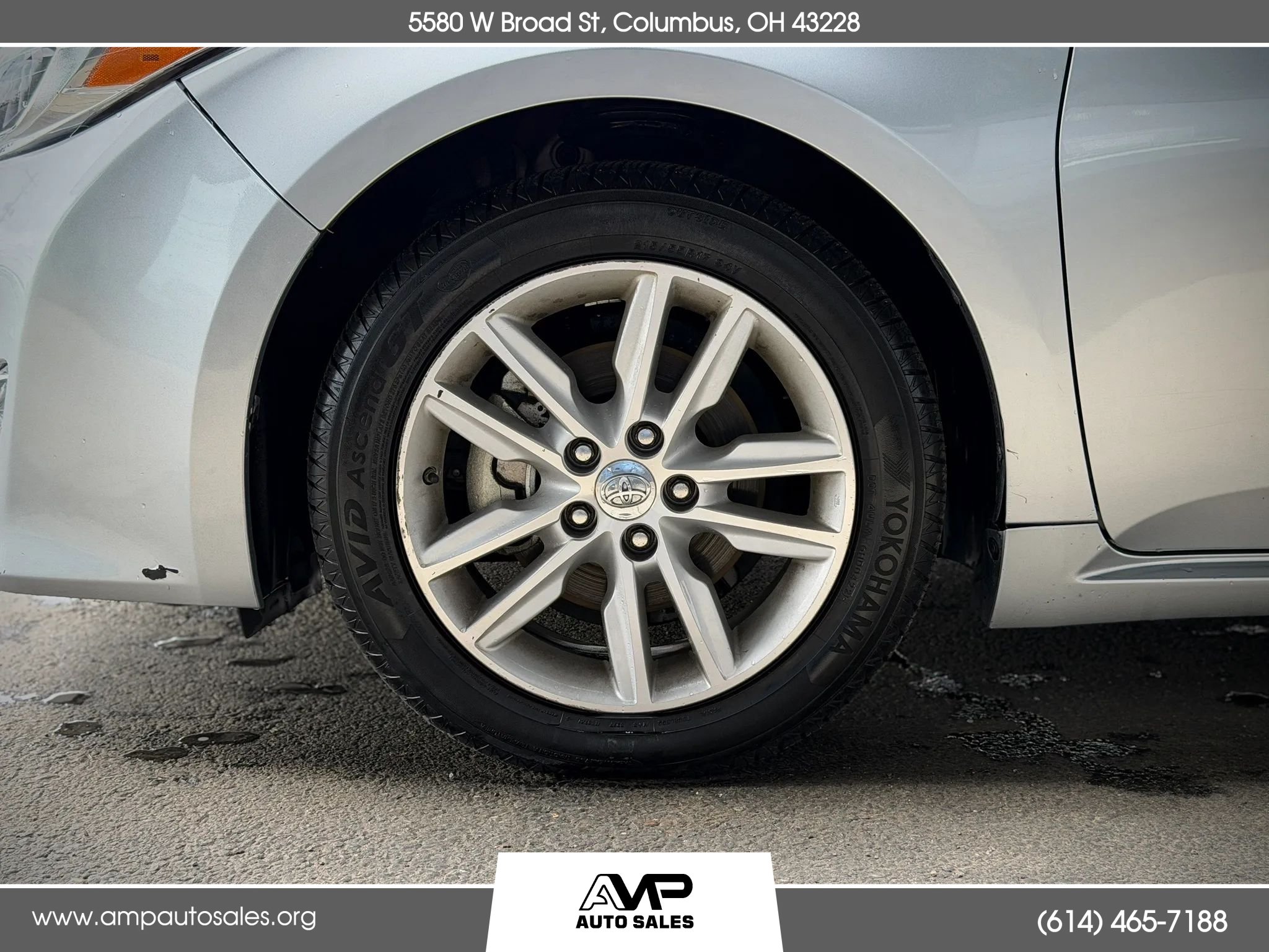 Used 2015 Toyota Avalon XLE FWD image 25