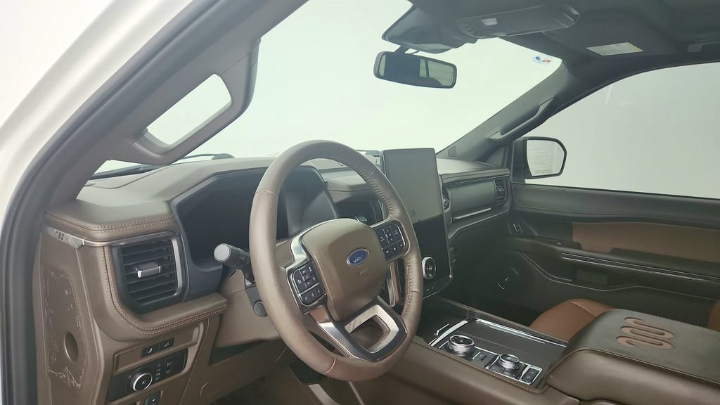 Used 2024 Ford Expedition Max King Ranch AWD/4WD image 13