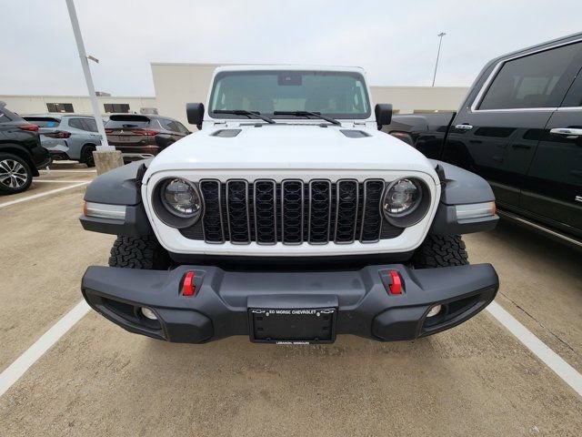 Used 2024 Jeep Wrangler Unlimited Rubicon w/ Convenience Group image 2