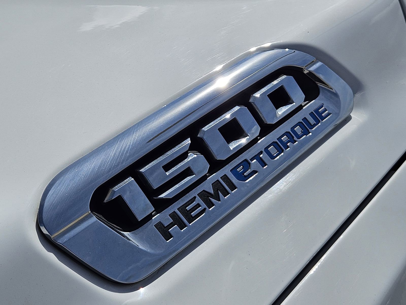 Used 2021 RAM 1500 Laramie image 14