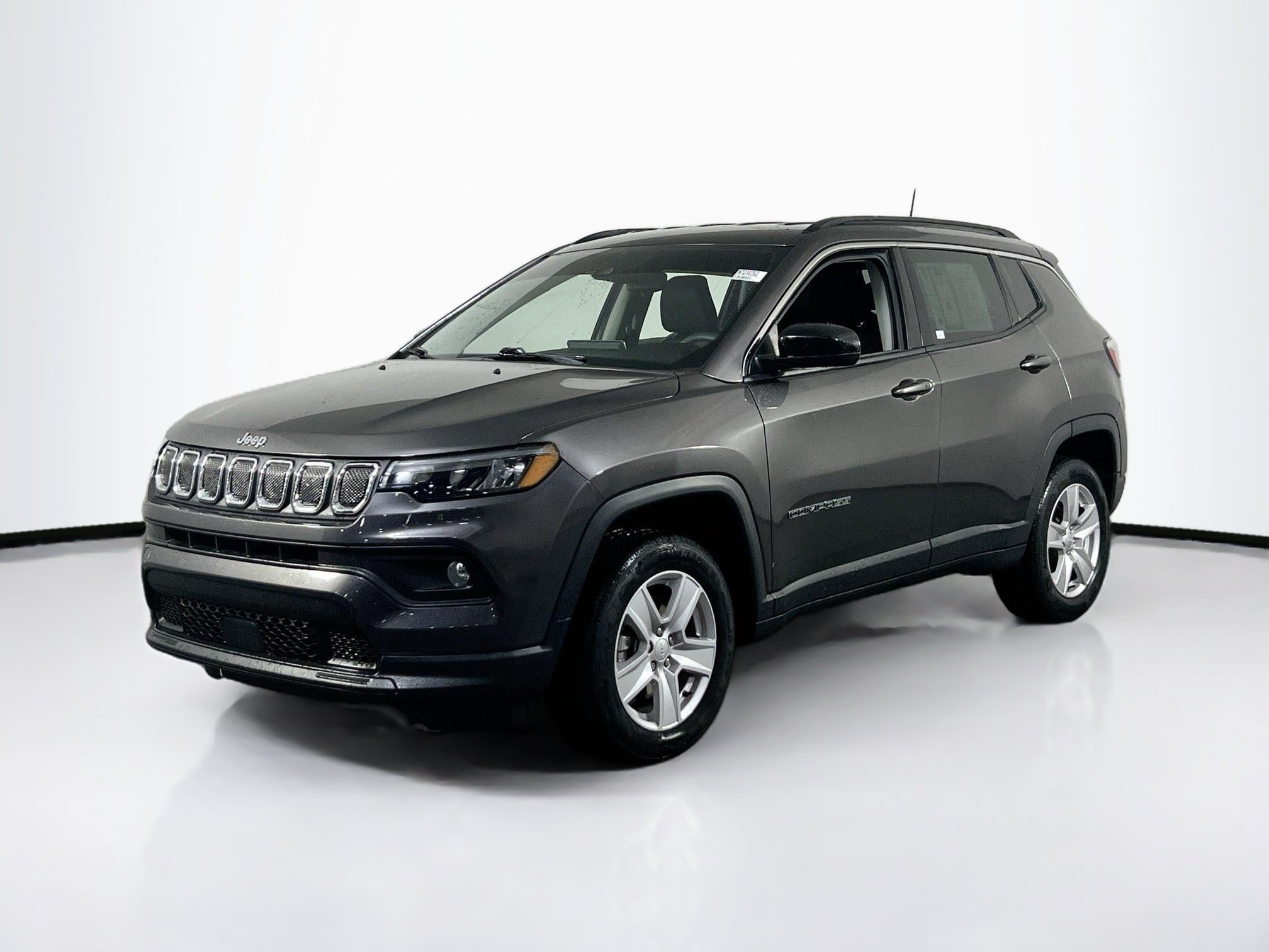Used 2022 Jeep Compass Latitude AWD/4WD image 1