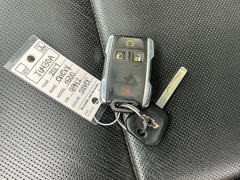 Used 2017 Chevrolet Silverado 1500 LTZ Z71 w/ Redline Edition image 39