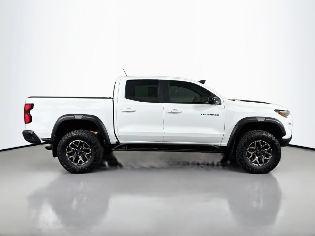 Certified 2025 Chevrolet Colorado ZR2 w/ Technology Package AWD/4WD image 8