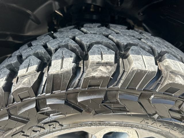 Used 2020 RAM 1500 Laramie w/ Sport Appearance Package AWD/4WD image 28