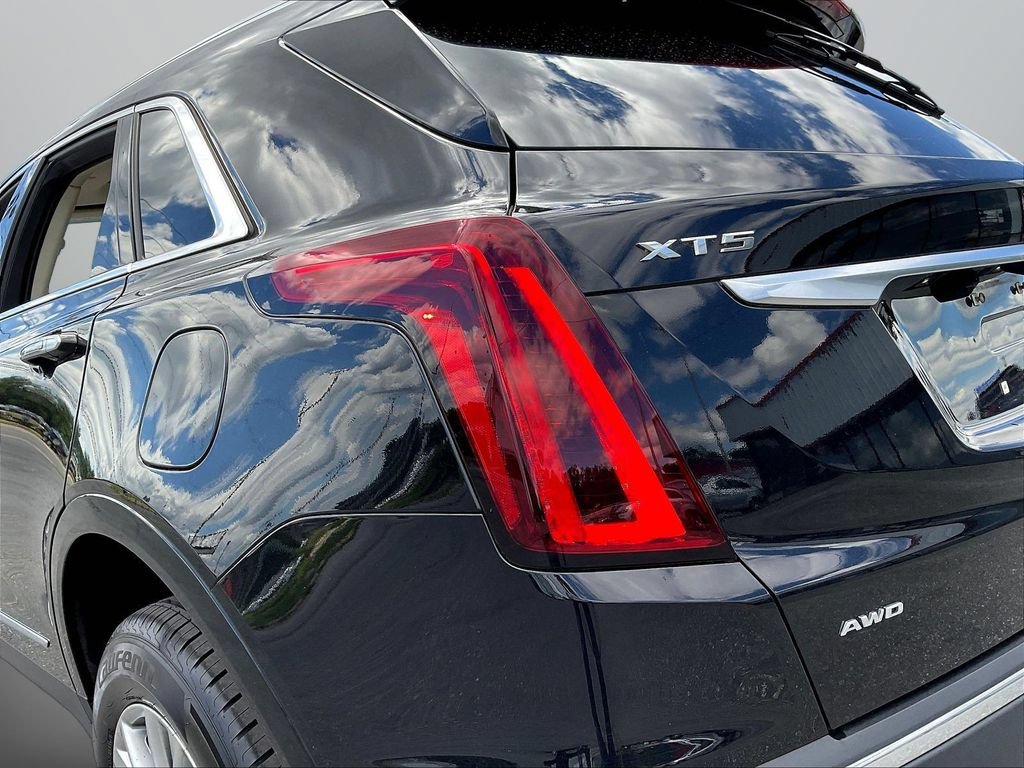Used 2021 Cadillac XT5 Premium Luxury AWD/4WD image 23