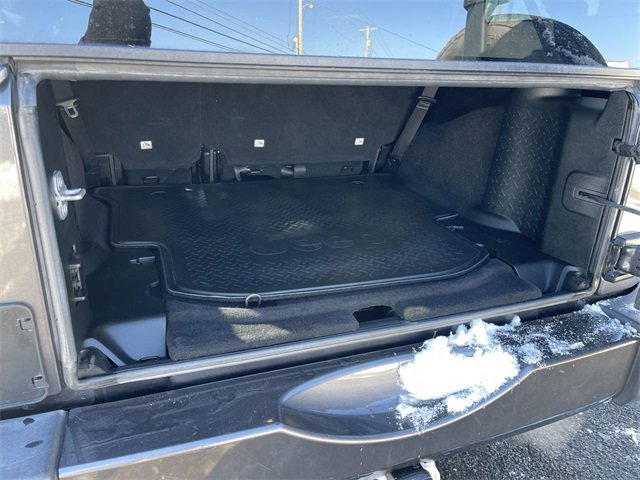 Used 2018 Jeep Wrangler Unlimited Sahara w/ Dual Top Group image 20