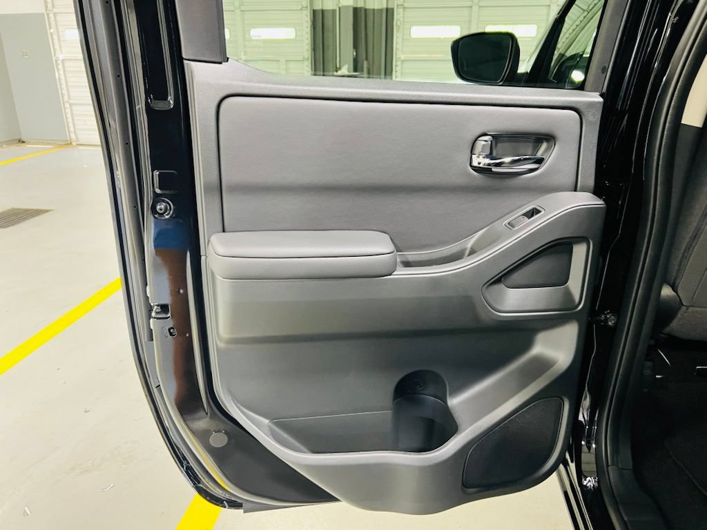 New 2027 Nissan Frontier SV RWD image 21