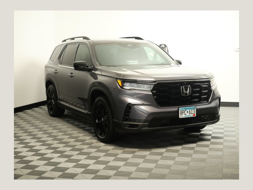 Used 2025 Honda Pilot Black Edition