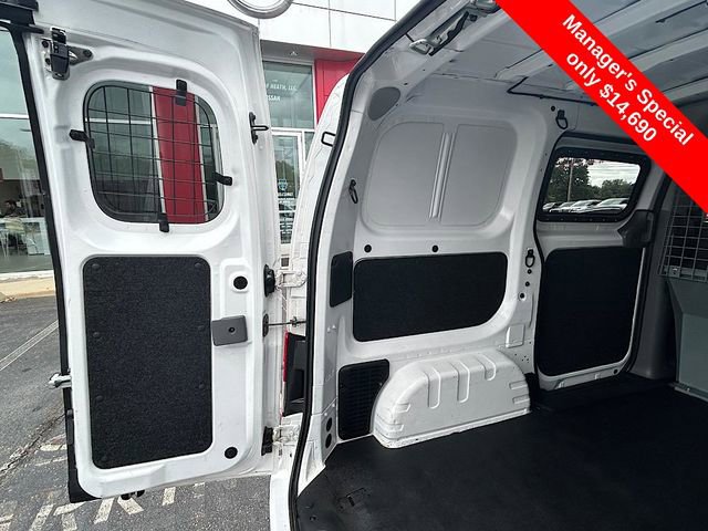 Used 2020 Nissan NV200 SV w/ Sliding Glass Door Package image 10