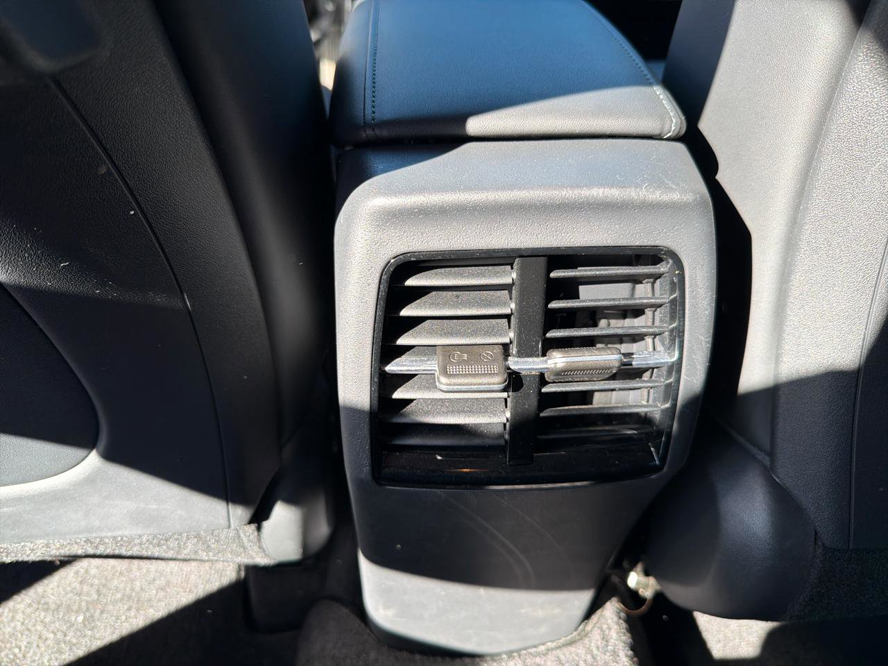 Used 2023 Kia Niro EX FWD image 20