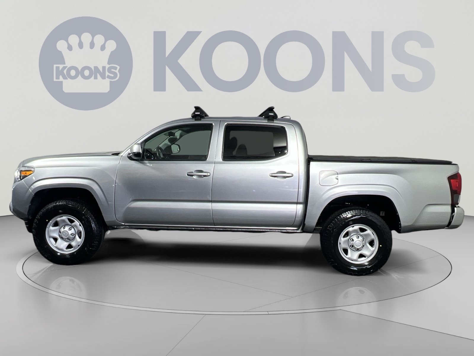 Used 2023 Toyota Tacoma SR AWD/4WD image 2