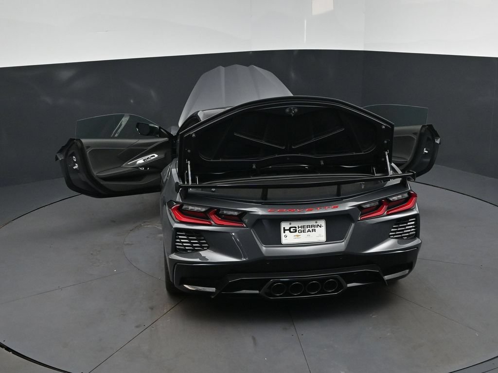 New 2027 Chevrolet Corvette Stingray Convertible w/ Z51 Performance Package RWD image 40