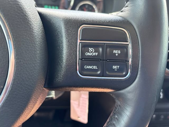 Used 2018 Jeep Wrangler Sport AWD/4WD image 19