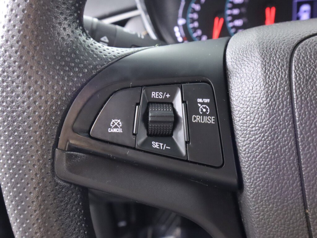Used 2020 Chevrolet Trax LS w/ Tint and Cruise Package FWD image 12