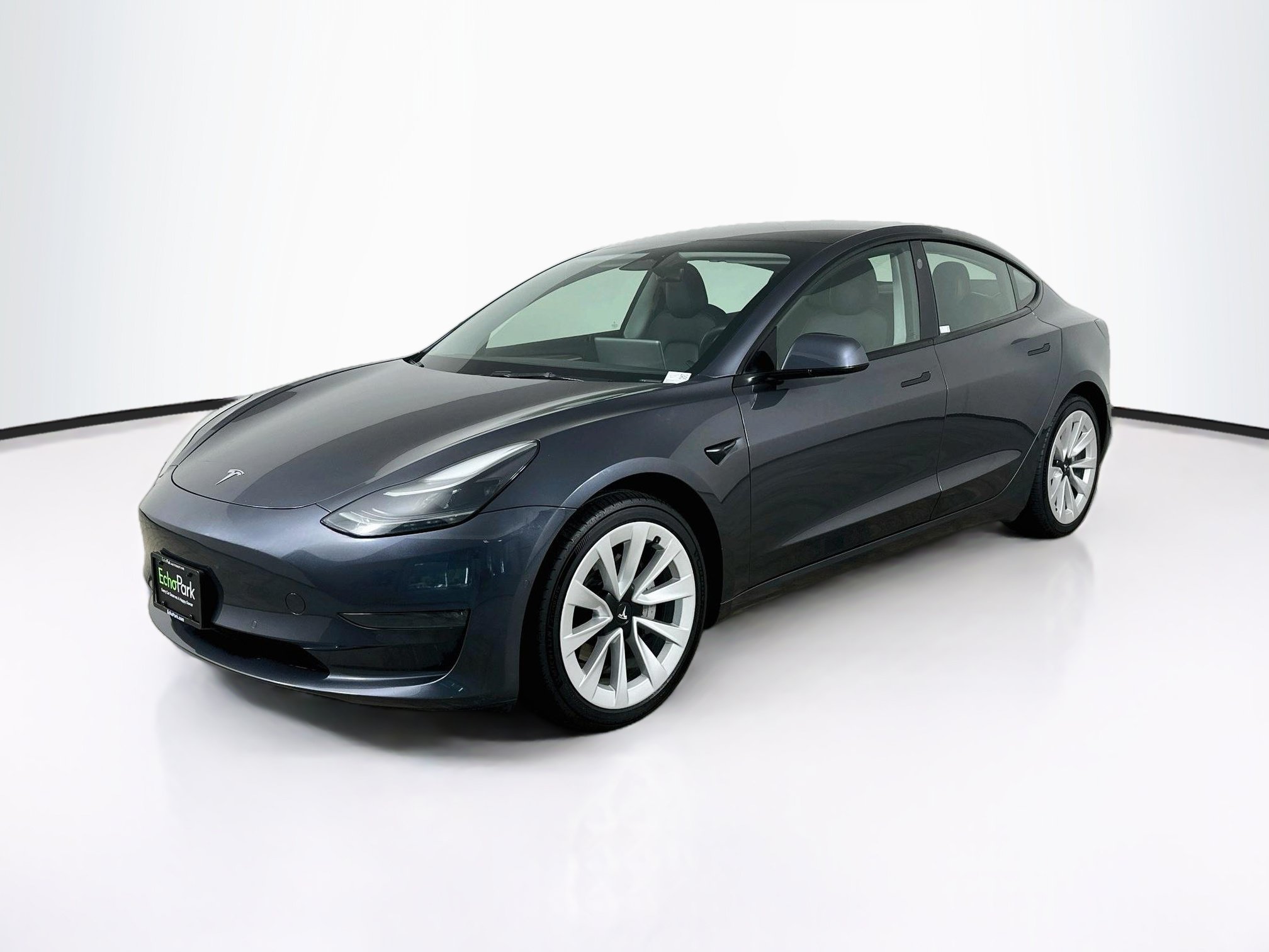 Used 2022 Tesla Model 3 Long Range AWD/4WD image 3