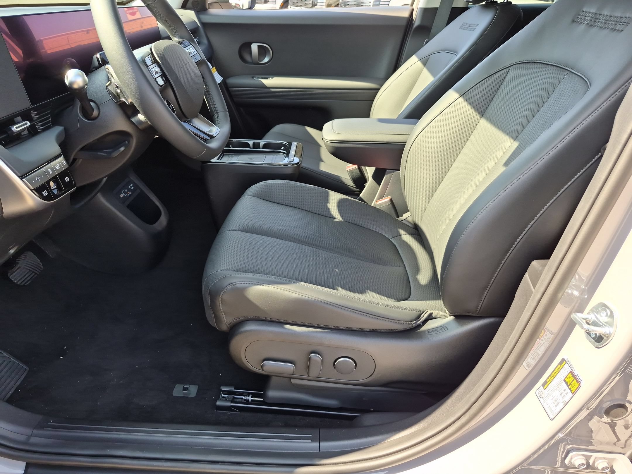 New 2027 Hyundai Ioniq 5 SEL RWD image 13