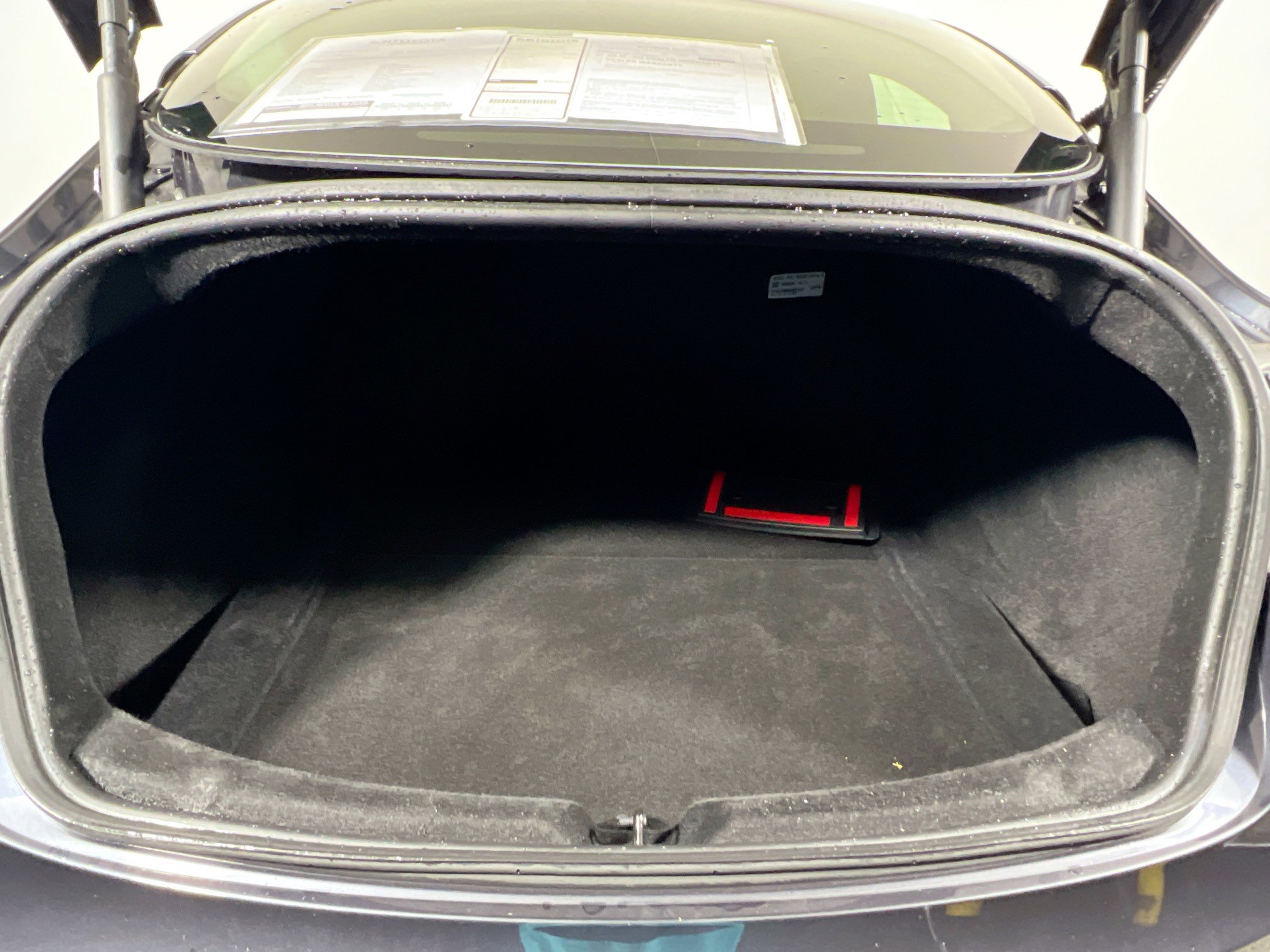 Used 2024 Tesla Model 3 Standard Range image 33